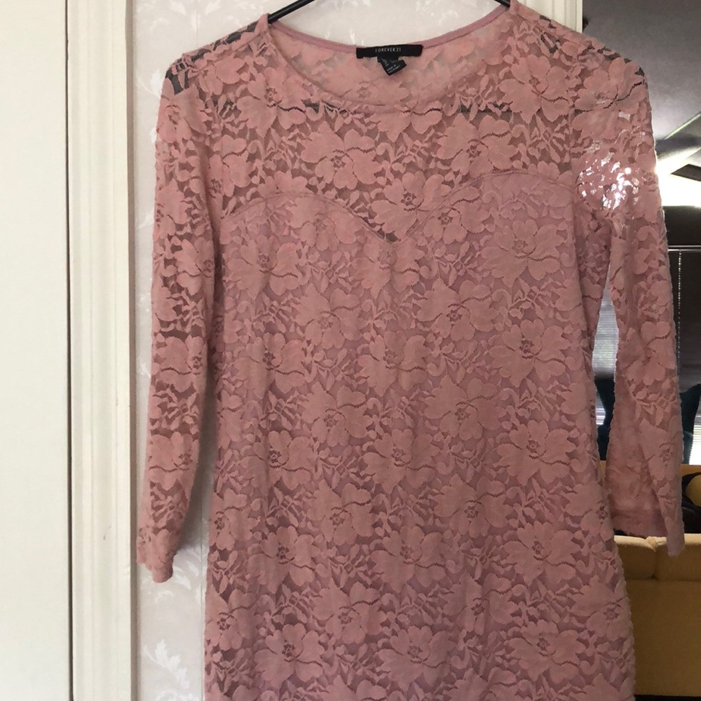 Lace pink dress